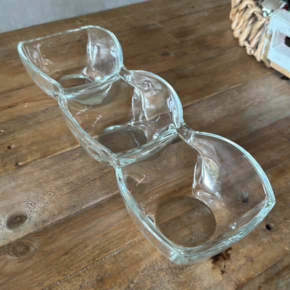 Divided Glass Serving Dish - Picture 3 of 11